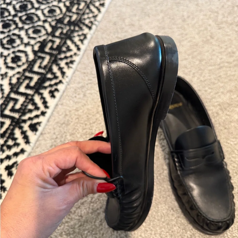 Saint Laurent Black Leather Loafers - Picture 14 of 16